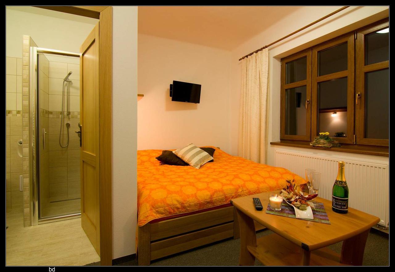 Ubytovaci Hostinec Na Skalach Budislav  Ngoại thất bức ảnh