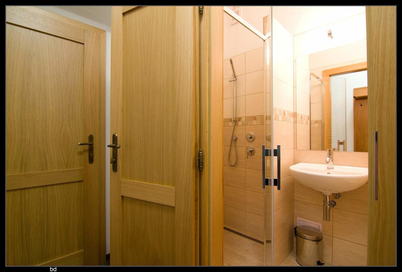 Ubytovaci Hostinec Na Skalach Budislav  Ngoại thất bức ảnh
